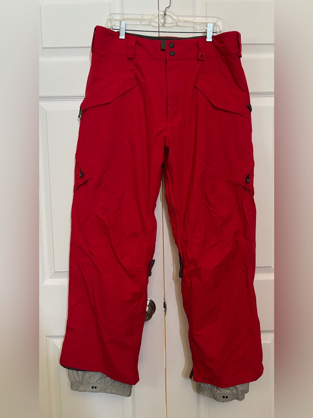 Burton Men’s M Red Cargo Snowboard Ski Pants Waterproof Baggy Y2K